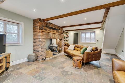 4 bedroom detached house for sale, Wigan Road, Westhoughton, Bolton, Greater Manchester, BL5