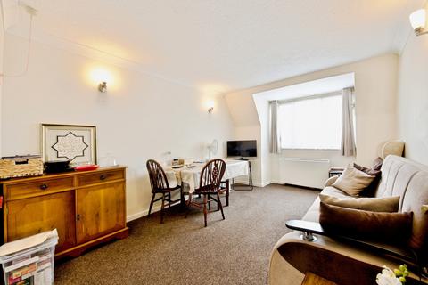1 bedroom flat for sale, Mawney Road, ROMFORD, Essex, RM7