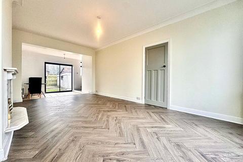 3 bedroom semi-detached house for sale, Latham Avenue, Runcorn, Cheshire, WA7