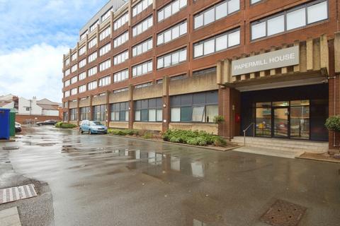 1 bedroom flat for sale, South Street, Romford, RM1