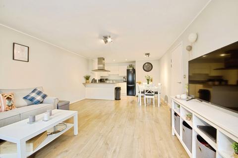 1 bedroom flat for sale, Market Link, ROMFORD, Essex, RM1