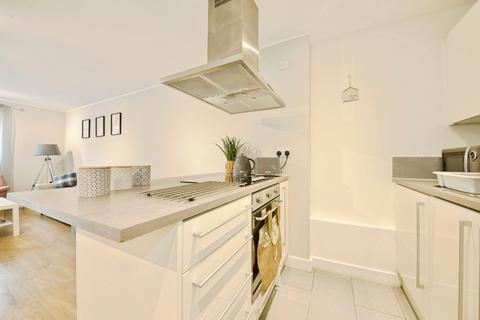 1 bedroom flat for sale, Market Link, ROMFORD, Essex, RM1