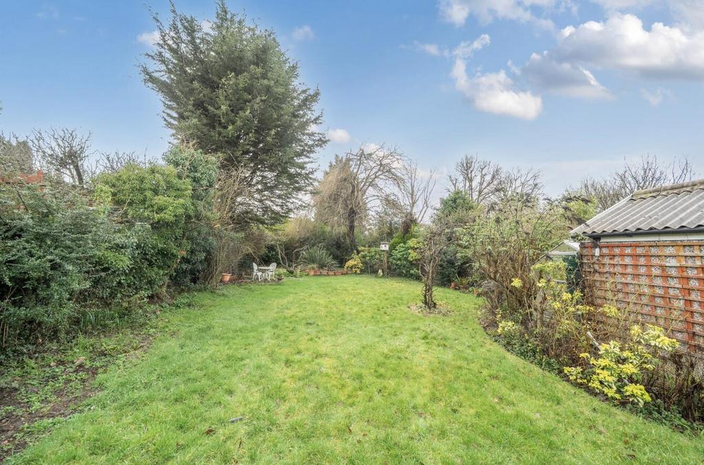 Davidson Frost-Wellings, DFW, Chiltern Avenue, Gar