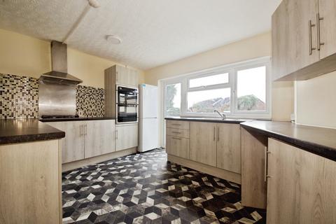 3 bedroom end of terrace house for sale, Gresham Drive, ROMFORD, Essex, RM6