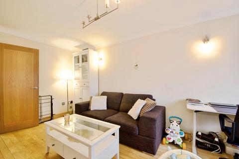 1 bedroom flat for sale, Milton Court, Cross Road, Chadwell Heath, Romford, RM6