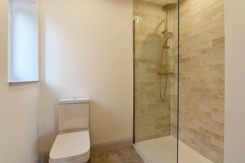 Master En-Suite