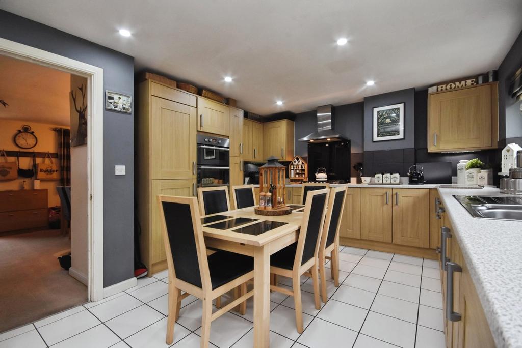 Kitchen/Breakfast