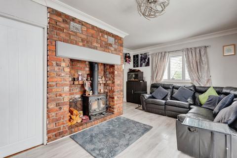 4 bedroom semi-detached house for sale, Willow Close, Runcorn, Cheshire, WA7