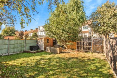 1 bedroom flat for sale, Southsea Avenue, LEIGH-ON-SEA, Essex, SS9
