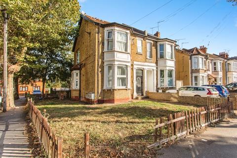 undefined, Kilworth Avenue, Southend-on-Sea, Essex, SS1
