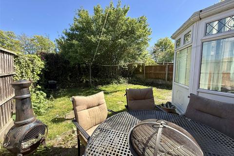 3 bedroom semi-detached house for sale, Shetland Close, Widnes, Cheshire, WA8