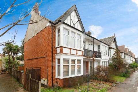 Ramuz Drive, Westcliff-on-Sea, Essex, SS0