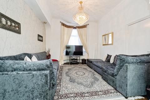 4 bedroom terraced house for sale, Neville Road, London, E7