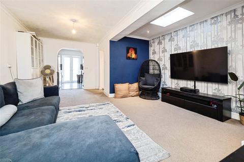 4 bedroom terraced house for sale, Neville Road, London, E7