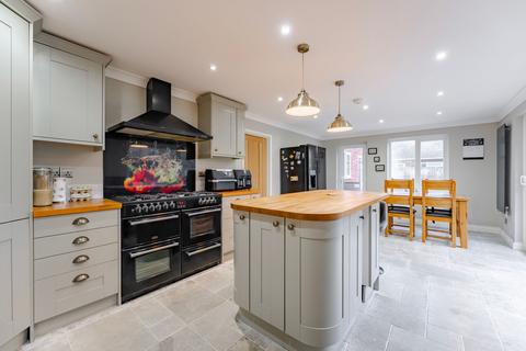 4 bedroom detached house for sale, Whitewell Road, Reepham