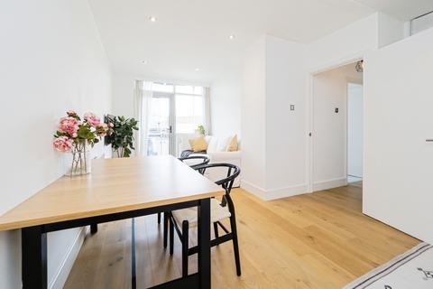 2 bedroom flat for sale, Gerry Raffles Square, London, E15