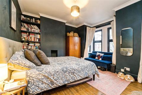 3 bedroom terraced house for sale, Churston Avenue, Plaistow, London, E13