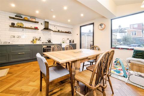 3 bedroom terraced house for sale, Churston Avenue, Plaistow, London, E13