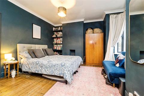 3 bedroom terraced house for sale, Churston Avenue, Plaistow, London, E13