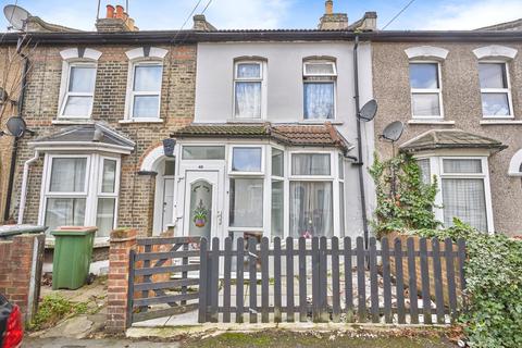 3 bedroom terraced house for sale - Tower Hamlets Road, London, E7