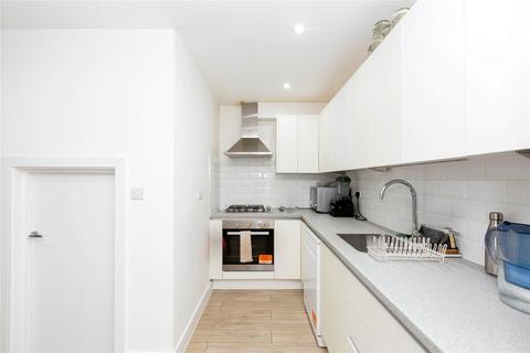 3 bedroom flat for sale, Grange Road, London, E13
