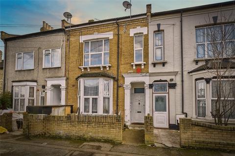 2 bedroom flat for sale, Howards Road, London, E13