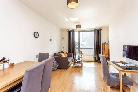 1 bedroom flat for sale, High Street, London, E15