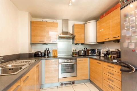 1 bedroom flat for sale, High Street, London, E15