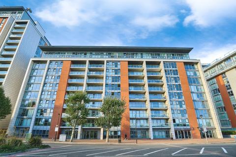 1 bedroom flat for sale, Western Gateway, London, E16