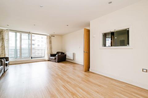 2 bedroom flat for sale, Wards Wharf Approach, London, E16