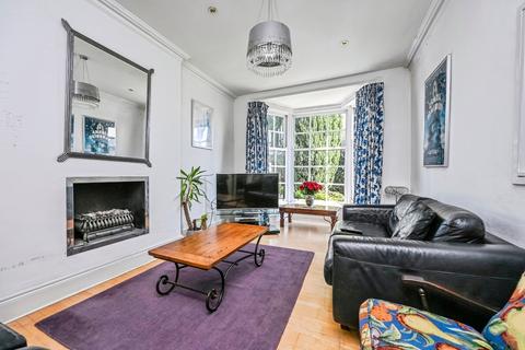 undefined, Elmswood Road, Liverpool, Merseyside, L17