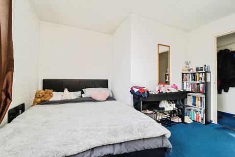 1 bedroom flat for sale, Shirley Road, LONDON, London, E15