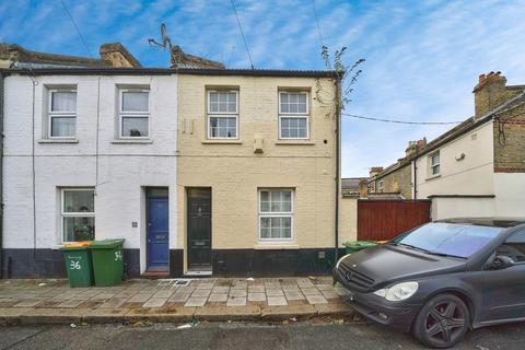 2 bedroom end of terrace house for sale, Swete Street, London, E13