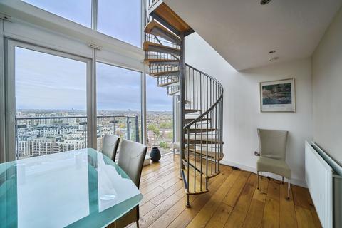 2 bedroom flat for sale, Angel Lane, London, E15