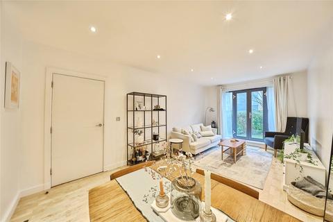 2 bedroom flat for sale, Fairfield Road, London, E3