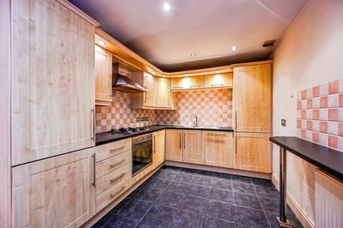 2 bedroom apartment for sale, Livingston Drive, Liverpool, Merseyside, L17