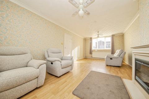 3 bedroom semi-detached house for sale, Waldingfield Road, Sudbury, Suffolk, CO10