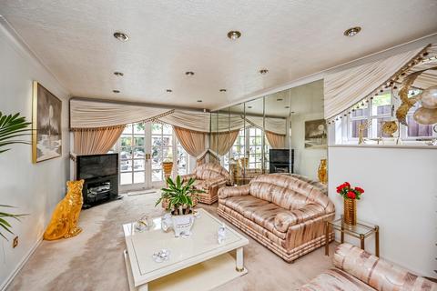 undefined, Salisbury Park, Liverpool, Merseyside, L16