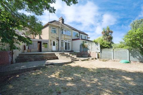 undefined, Markmanor Avenue, Walthamstow, London, E17