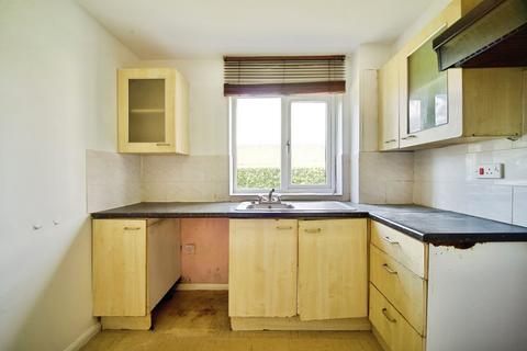 2 bedroom flat for sale, Liden Close, London, E17