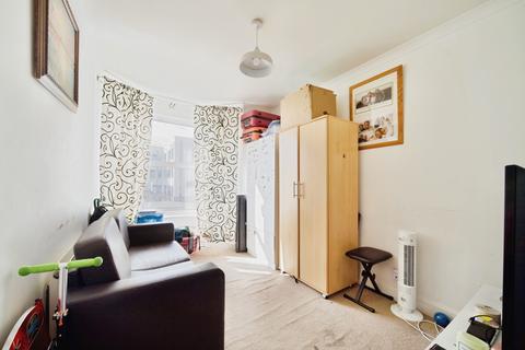 undefined, Tavistock Avenue, Walthamstow, London, E17