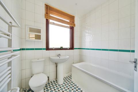 undefined, Billet Road, London, E17