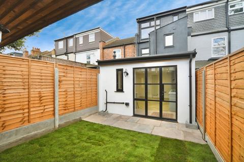 undefined, Goldsmith Road, Walthamstow, E17