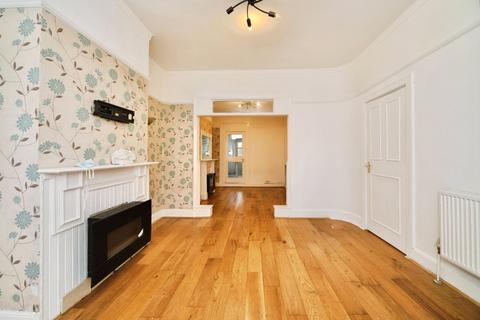 2 bedroom terraced house for sale, Trulock Road, London, N17