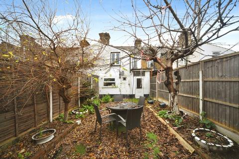 2 bedroom terraced house for sale, Trulock Road, London, N17
