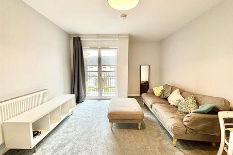 2 bedroom flat for sale, Primrose Road, London, E18