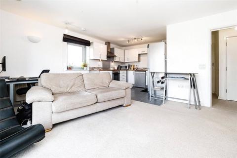 1 bedroom flat for sale, Queen Mary Avenue, London, E18