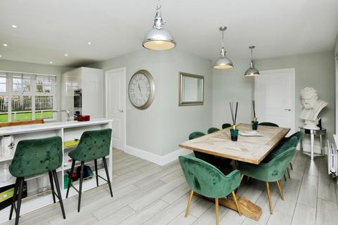 5 bedroom detached house for sale, Seaborn Drive, WITHAM, Essex, CM8