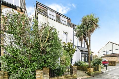 4 bedroom semi-detached house for sale, Fullers Road, South Woodford, London, E18