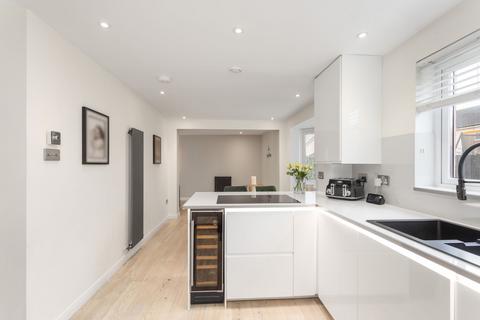 4 bedroom detached house for sale, Russell Road, Bathgate